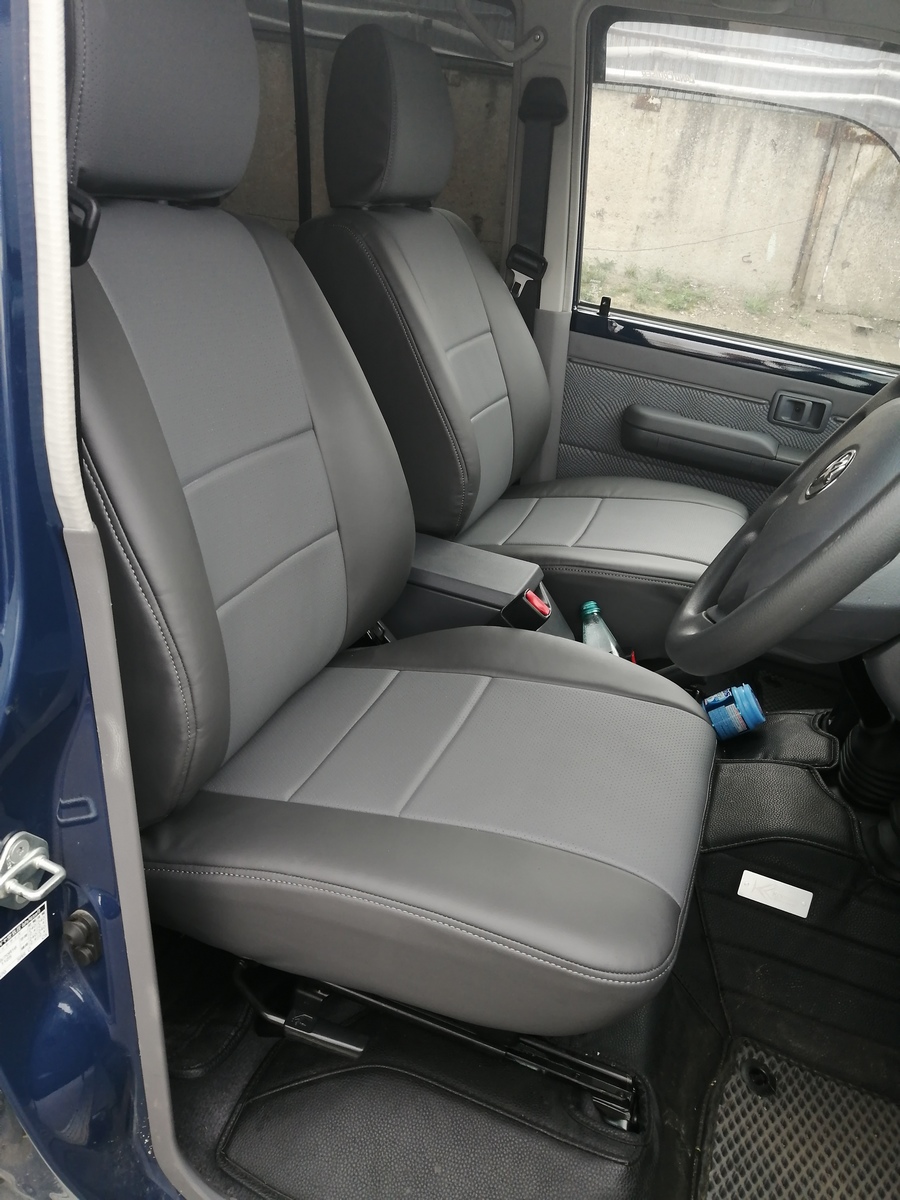 Toyota Land Cruiser 76 передний ряд Toyota Land Cruiser 76 передний ряд